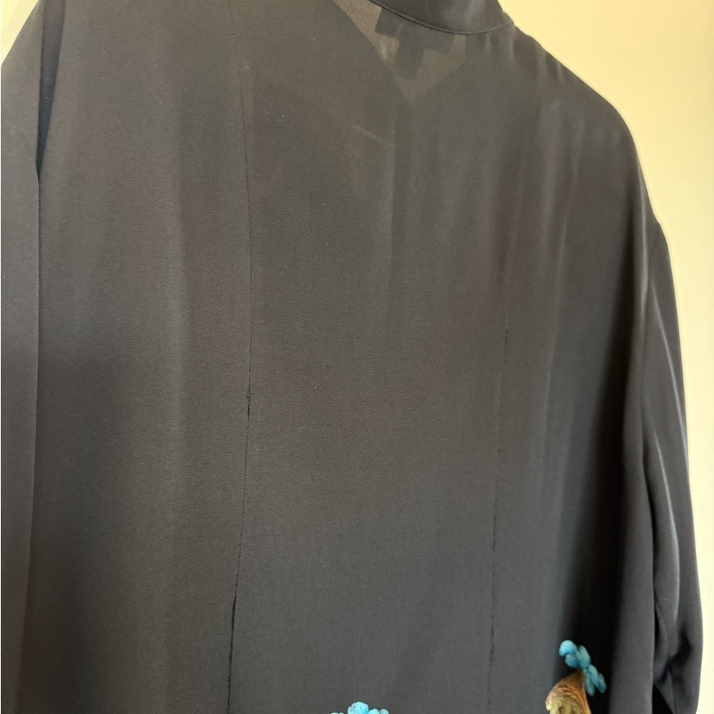Harari 100% Black Silk Mandarin Collar Top with Blue Buddha Print in Size 0X - Picture 7 of 8